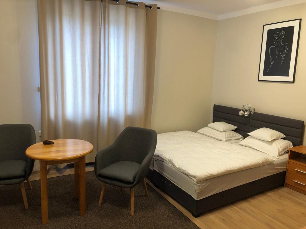 Apartment Jn Rzeczna 4 *
