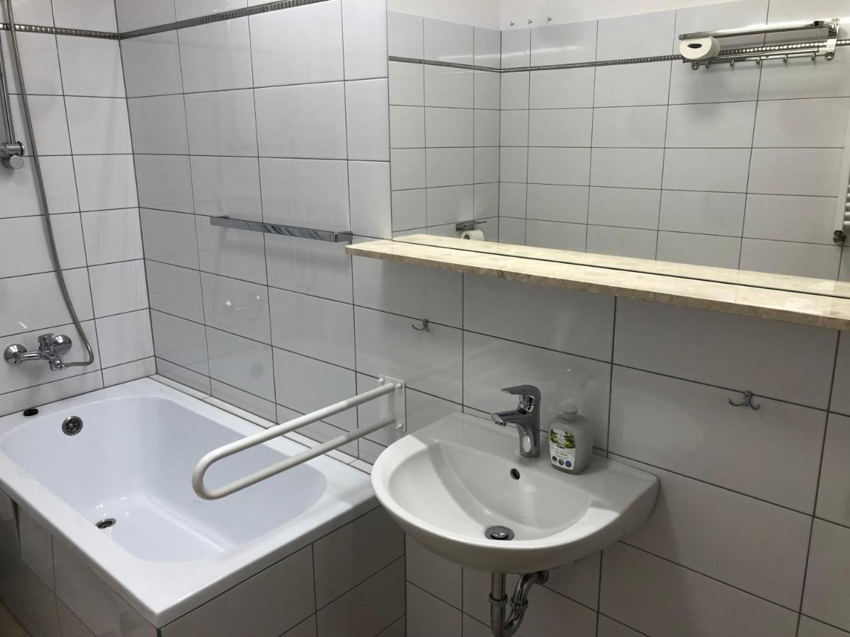 Apartment Jn Rzeczna 4 *